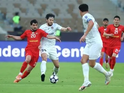 حذف تراکتور از آسیا در شب اخراج بیرانوند و گلزنی سعید عزت اللهی برای شباب الاهلی