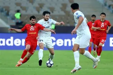 حذف تراکتور از آسیا در شب اخراج بیرانوند و گلزنی سعید عزت اللهی برای شباب الاهلی