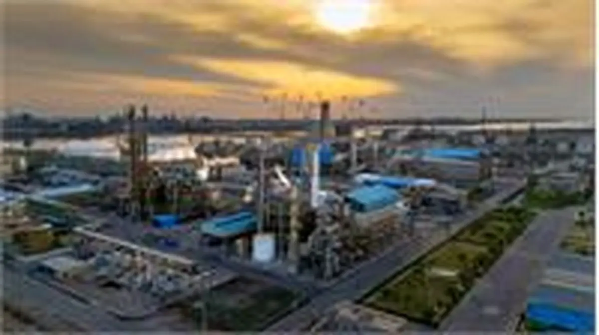 افزایش ۷۴ درصدی سرمایه «شفن» از محل سود انباشته روی میز مجمع فوق‌العاده؛ پتروشیمی فن‌آوران در مسیر اصلاح ساختار مالی و تقویت بنیان‌های ترازنامه‌ای 