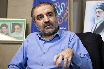 استراتژیست‌های جهان می‌گویند اگر آمریکا در برابر پیروز نشده به دلیل اتحاد و انسجام ایران اسلامی است