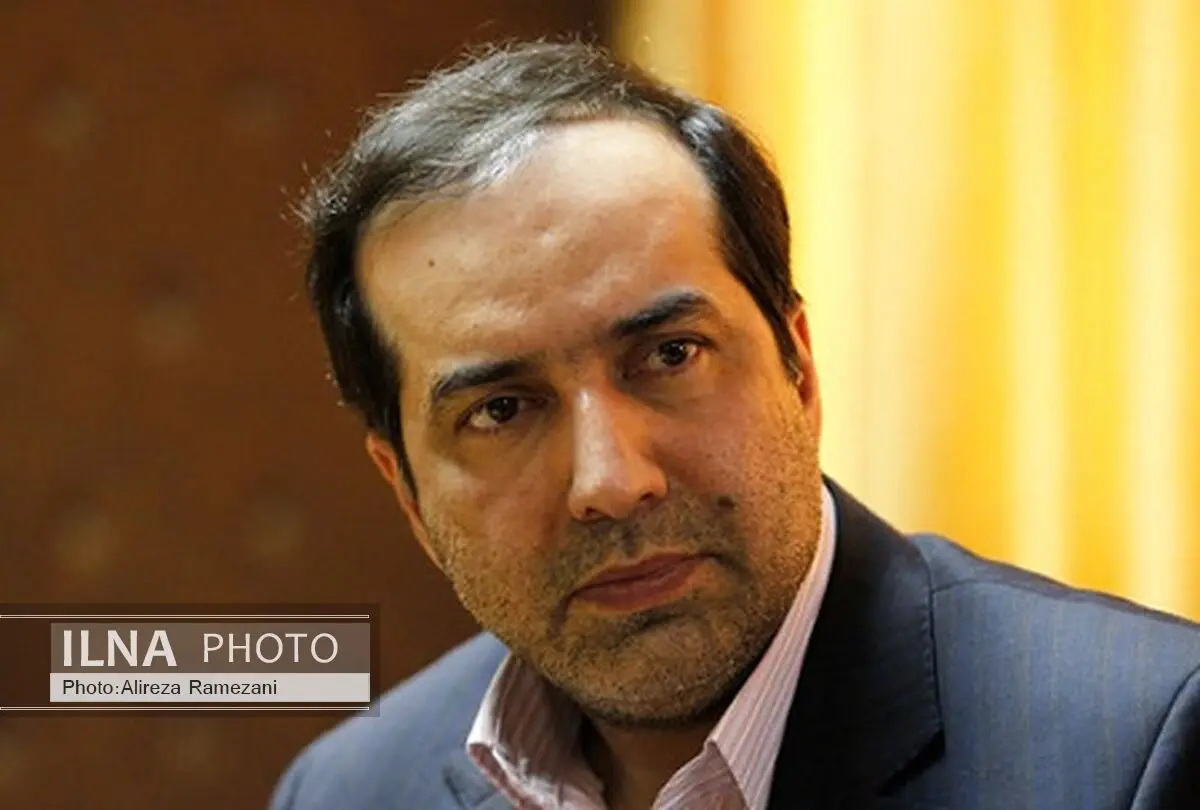 دولت باید به نفع صنوف در امور فرهنگی عقب‌نشینی کند
