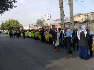 اعتراض صنفی بازنشستگان کارگری در چند شهر/ درمان باید رایگان باشد