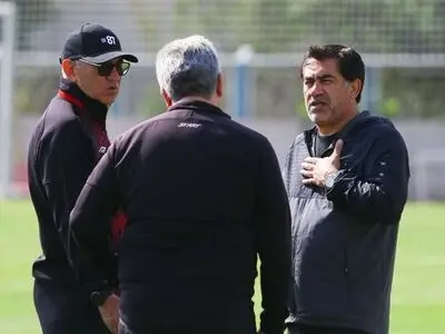 ایوب بهتاج: باشگاه هوادار اگر نامه‌ و درخواستی از ما برای جذب الهامی دارد نشان دهد
