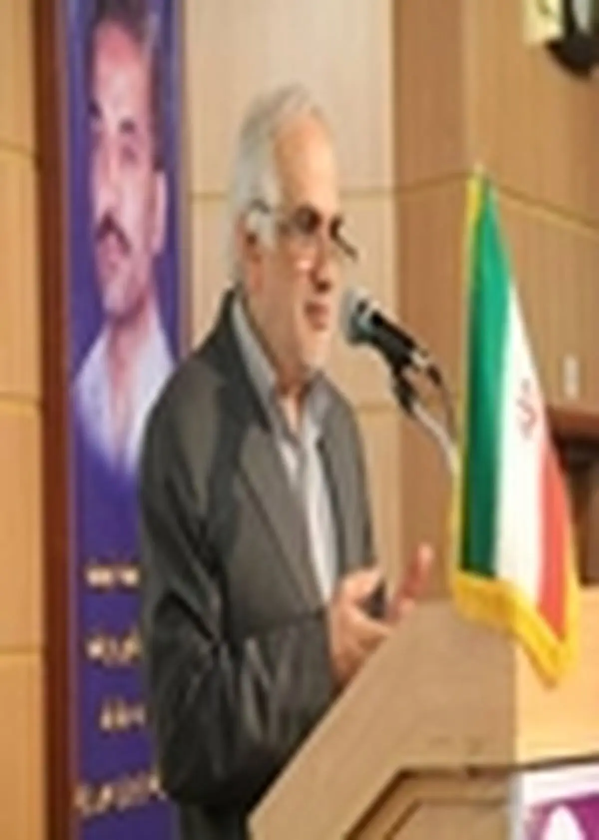 شهیدان رجایی و باهنر، اسوه های مدیریت جهادی هستند