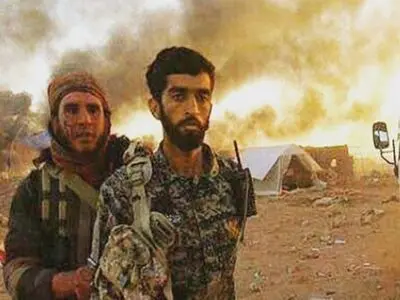 نصب نماد اقتدار شهید حججی در یکی از میادین تهران