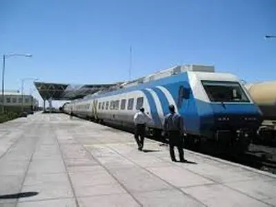 حذف قطارهای پرسرعت کشور از شبکه سیر/ زیان ترن‌ست‌ها به 40 میلیارد تومان رسید؛ دولت به داد رجا نرسید  