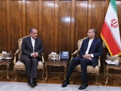تاکید امیر عبداللهیان بر گسترش همکاری‌ها با قزاقستان در بخش‌های حمل‌ونقل و انرژی