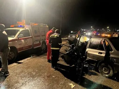 جان‌باختن یک نفر در برخورد دو خودرو در کلاله/ ۴ مصدوم نجات یافتند