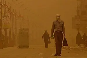 طوفان در سیستان شدت گرفت؛ باد ۱۰۸ کیلومتری دید افقی زابل را به ۳۰۰ متر رساند