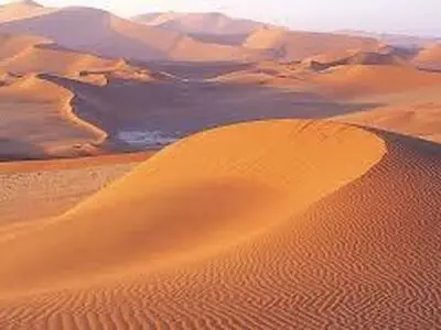 سفری ارزان به جاذبه‌های کویری در یزد/تماشای ستارگان با حس خوب آرامش شبانه
