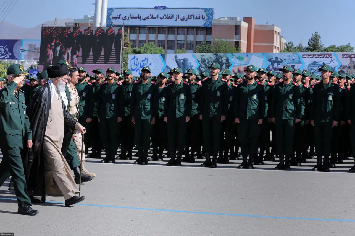 حضور و سخنرانی فرمانده کل قوا در مراسم دانش‌آموختگی دانشجویان دانشگاه امام حسین (ع)