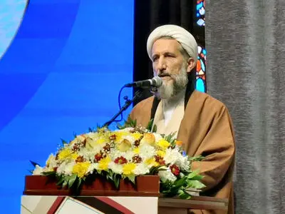 همه به وضع اقتصادی موجود معترض هستیم