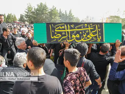 تشییع هشت نفر از جانباختگان قطار«مشهد- یزد»