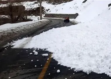 وزش باد شدید و ریزش بهمن در زنجان پیش بینی شد