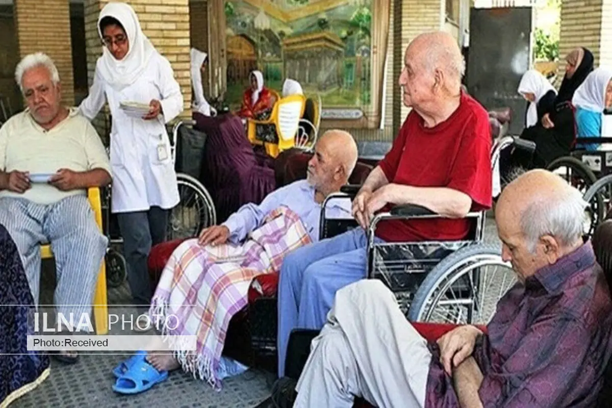 کاهش کیفیت مراقبت از سالمندان در ماه‌های اخیر/ تأمین دارو به معضل اصلی خانواده‌ها تبدیل شده است