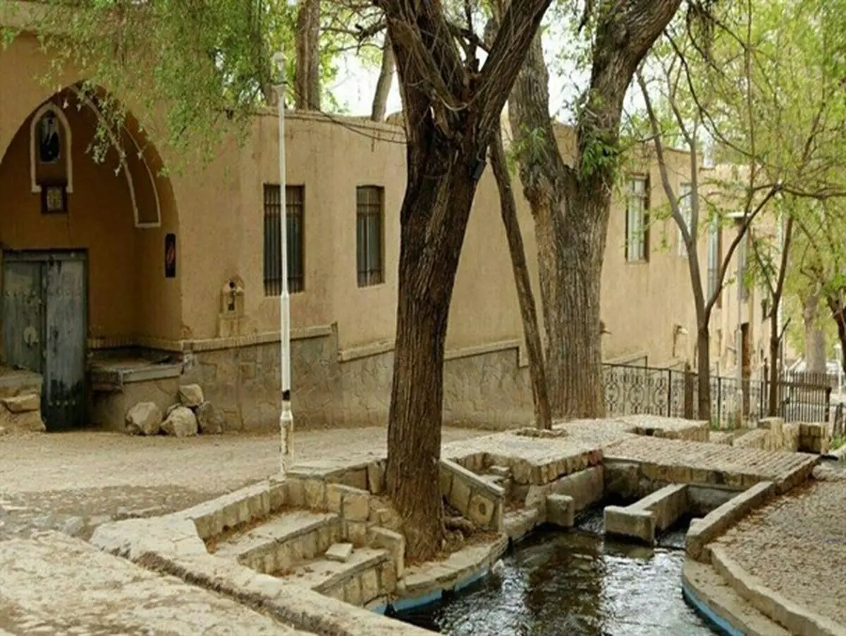 ترسیم نقشه راه توسعه و ساماندهی 30 روستای هدف گردشگری استان مرکزی