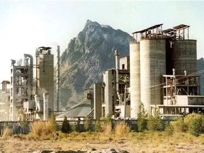 کارخانه سیمان لامرد،نمونه‌ای موفق و پویا در بخش صنعت 
