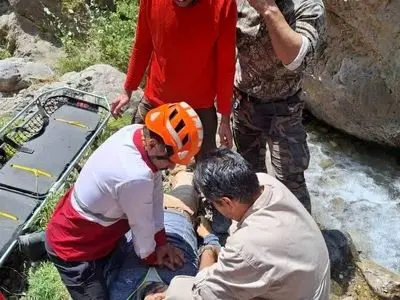 مرگ کوهنورد سی سختی در ارتفاعات دنا 