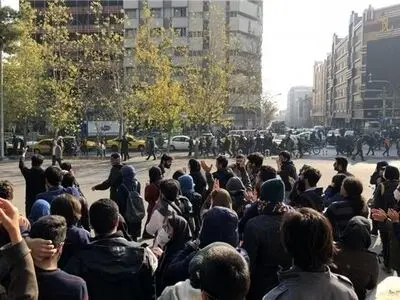 ۳ دانشجوی دانشگاه تهران به قوه‌قضاییه فراخوانده شدند/رایزنی برای عدم صدور احکام سنگین