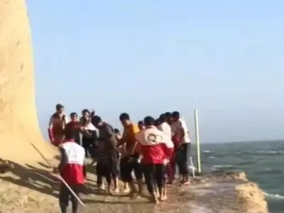 بى احتیاطى مسافران حادثه آفرید / نجات ۱۰۰ گردشگر گرفتار در ساحل کنارک توسط نجاتگران سیستان و بلوچستان + فیلم