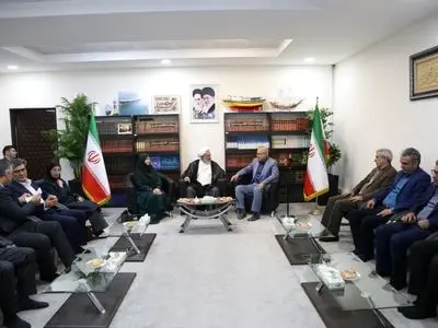 انصاری در دیدار با نماینده ولی‌فقیه در هرمزگان: توسعه بدون ملاحظات محیط زیستی پایدار نیست