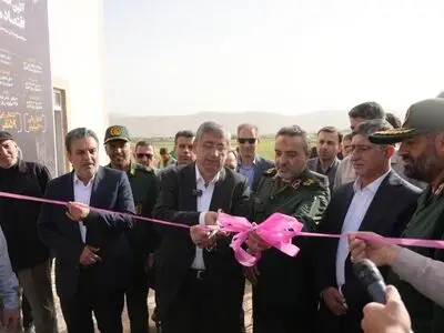 هزار و ۵۵۰ پروژه آبخیز تا جالیز اجرا شده است/ انسجام مسولین لرستان عامل پیشرفت و توسعه 
