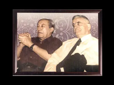 بزرگداشت احمد ابراهیمی و حسین عمومی در نیاوران 