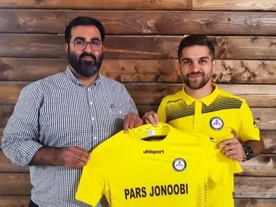 مدافع سابق پرسپولیس به پارس جنوبی جم پیوست