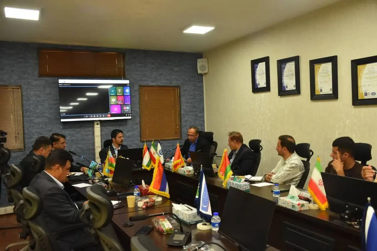فارس ظرفیت حضور مؤثر در بازار تاجیکستان را دارد/صادرات تنها فروش کالا نیست
