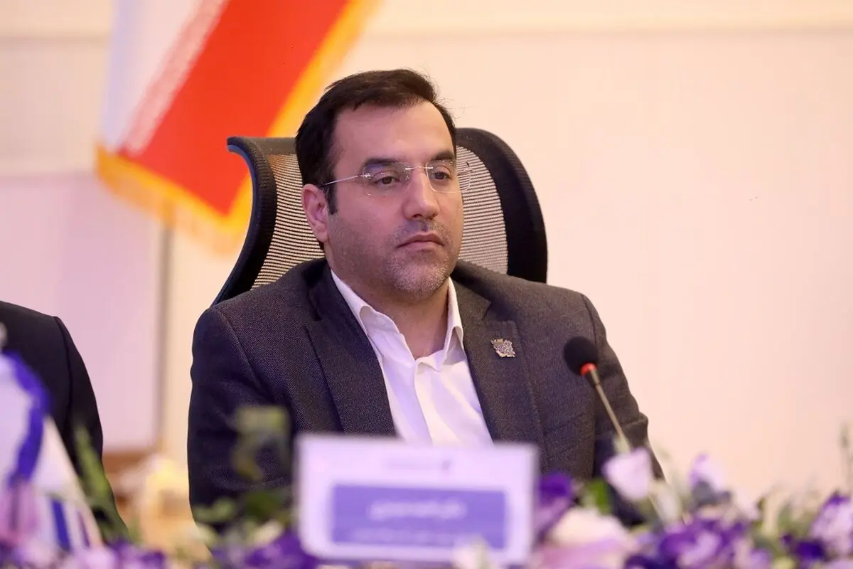بانک رفاه کارگران پل ارتباطی مستحکمی میان جامعه کارگری و کارفرمایی است