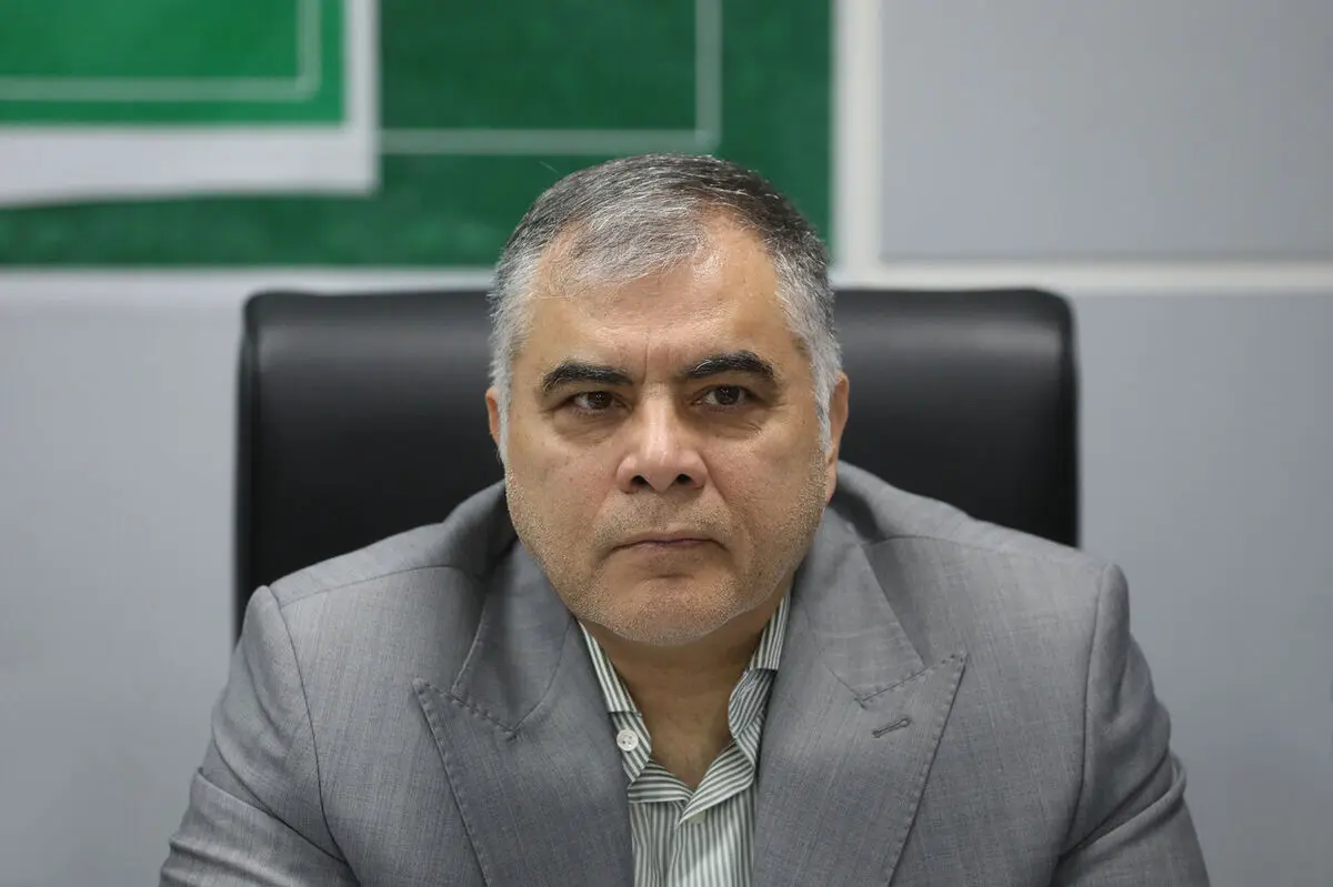 استعفای وزیر نفت یکباره نبود/ هر وزیری هم بعد از پاکنژاد بیاید باید مساله تراستی‌ها را حل کند
