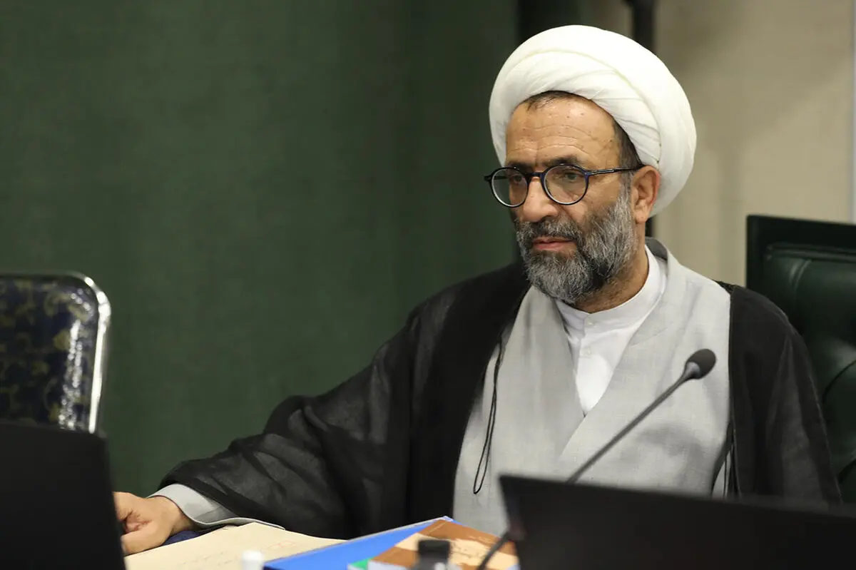 قانون تأکیدی بر «پخش زنده» جلسات علنی مجلس ندارد/ مشروح مذاکرات در زمان مشخص پخش می‌شود