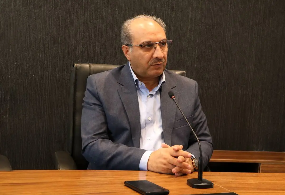 کشف داروهای سقط جنین و مخدر در بازرسی از ۲ واحد صنفی در فارس