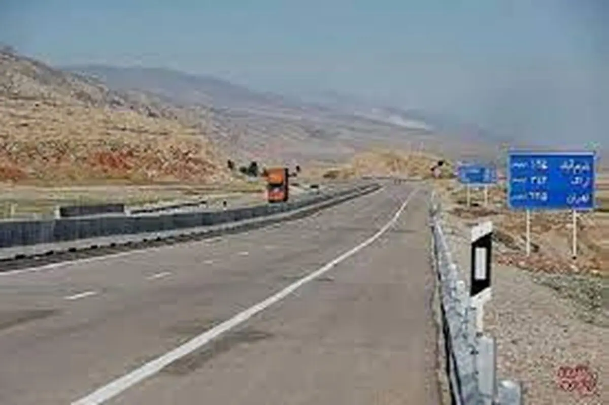 آزاد راه خرم‌آباد- اراک نیاز به آسفالت دارد
