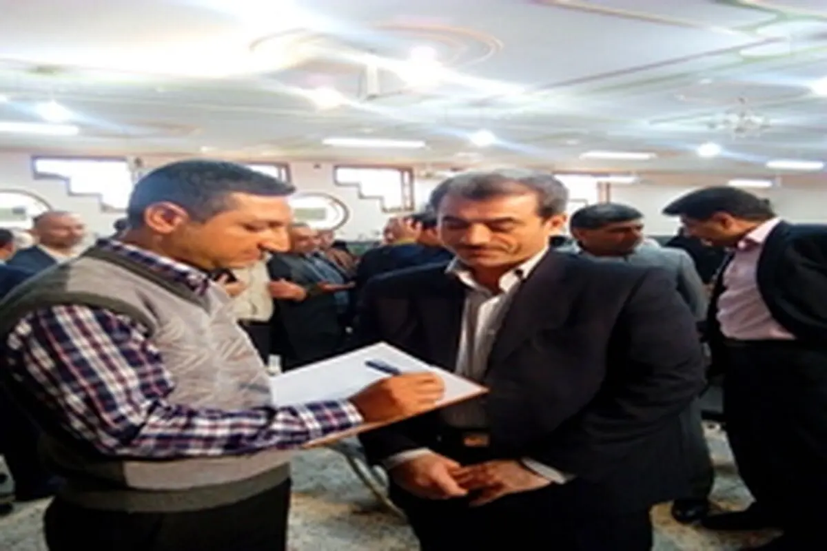 شرکت در نماز جماعت و اردوی راهیان نور برای دانش آموزان اختیاری است