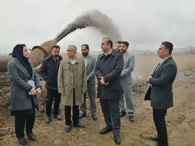 آغاز لایروبی حوضچه آرامش بندر کاسپین