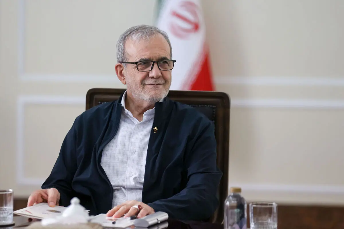 الرئيس بزشكيان: لو توحدنا جميعا فسنبني إيرانا قوية