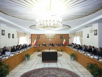 تاکید پزشکیان بر پیگیری مطالبات فعالان اقتصادی در دولت