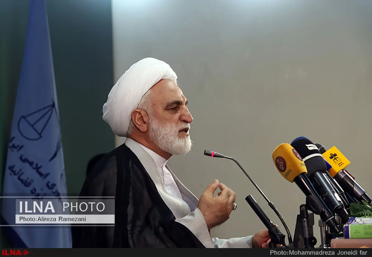 تمام کمک‌های انتخاباتی خلاف نیست/ صفدرحسینی بازداشت نشده است/ حقوق شهروندی را نباید سیاسی کرد