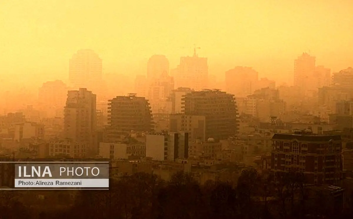 عامل 83 درصد آلودگی هوا تردد بی ضابطه خودروهای تهران است/ توسعه شبکه ریلی راهکار کاهش آلودگی هوا  