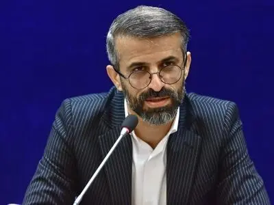 مباحث فرهنگی یکی ازمهم ترین مولفه های مناطق آزاد کشور است