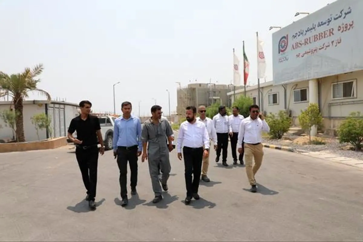 بازدید میدانی و جلسه کمیته بحران شرکت توسعه پلیمر پادجم 
