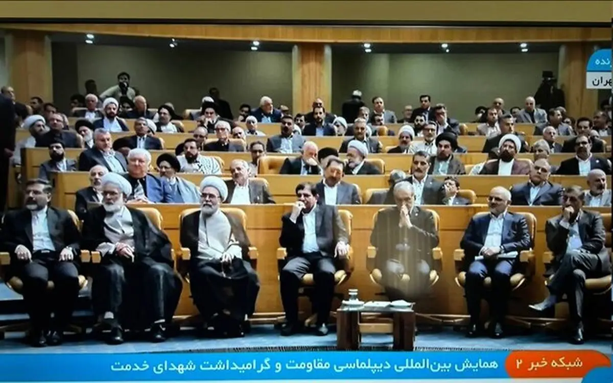 در دنیای یکهتازی قدرتهای فاسد مقاومت تنها راه پیشرفت است