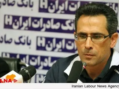 صالح: توجهی به جایگاه ذوب‌آهن نداریم/ هوادار برای فوتبال‌زیبا به ورزشگاه می‌آید