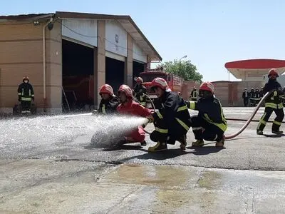 آغاز آموزش عملیاتی یک‌ماهه آتش‌نشانان در کرمانشاه