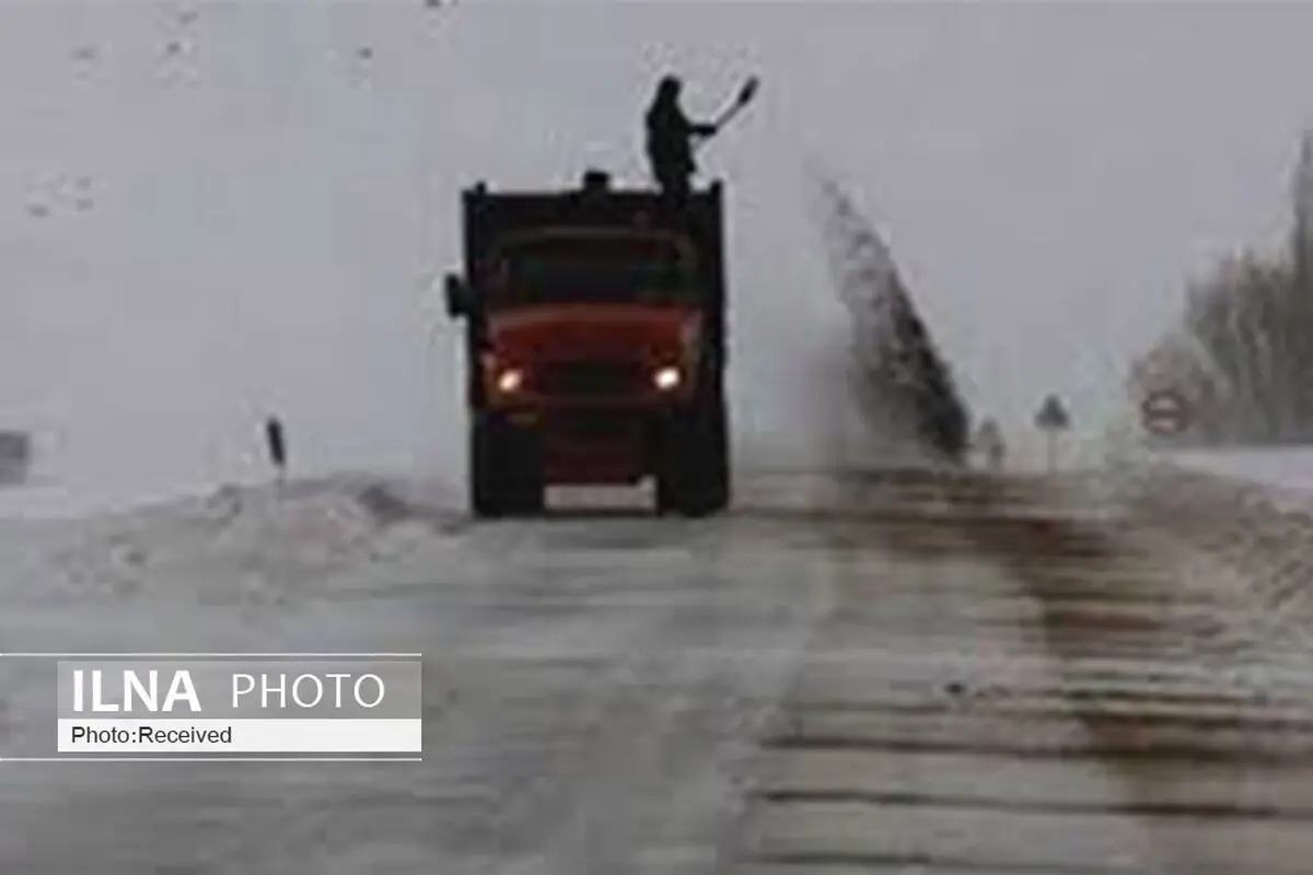 مصرف ۳۰ هزار تن ماسه و نمک در برف روبی جاده های قزوین