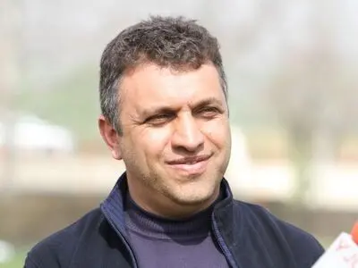 لیست خروجی، ورودی و تمدیدی استقلال از زبان امیری(ویدو)
