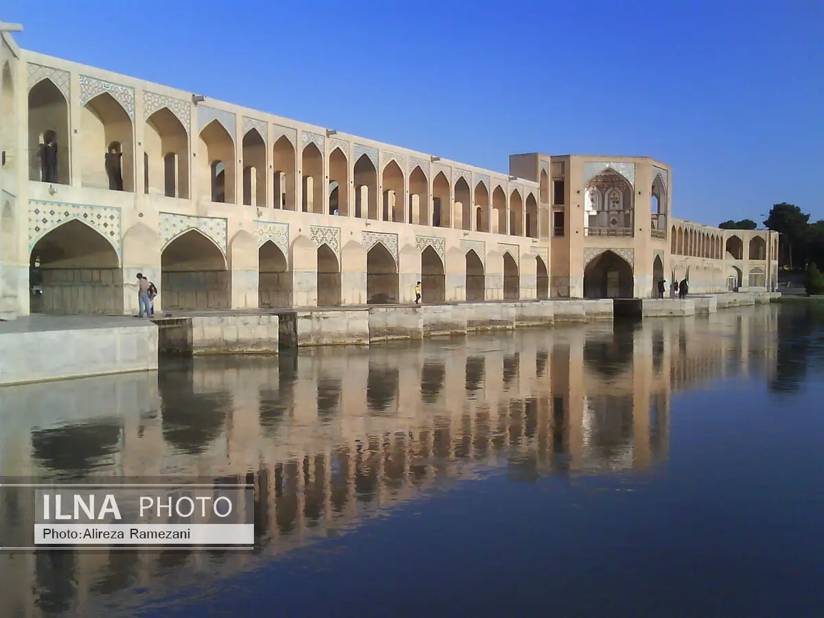 154 حلقه چاه غیرمجاز در بستر رودخانه زاینده رود مسدود شد 