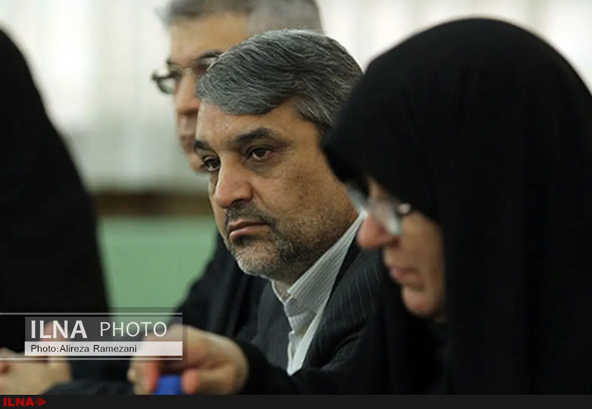 اخذ شهریه 10میلیونی در مدارس غیردولتی/ حداقل پرداخت به معلمان براساس دستورالعمل وزارت کار