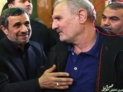 متهم فساد سه هزار میلیاردی در ختم مادر احمدی‌نژاد + عکس